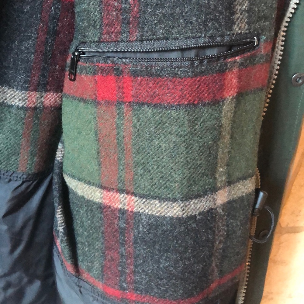 Woolrich Jacket - Picture 7 of 15